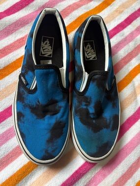 Vans Blue & Black Tie-Dye Slip-On Canvas Sneakers
